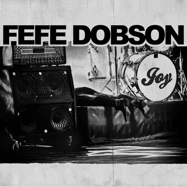 Stuttering歌词 歌手Fefe Dobson-专辑Joy-单曲《Stuttering》LRC歌词下载
