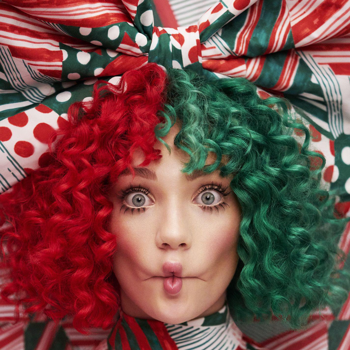 Underneath The Mistletoe歌词 歌手Sia-专辑Everyday Is Christmas-单曲《Underneath The Mistletoe》LRC歌词下载