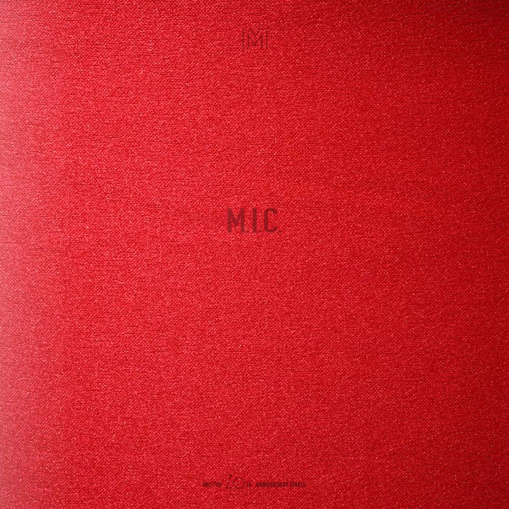 Mad love歌词 歌手MIC男团-专辑M.I.C.-单曲《Mad love》LRC歌词下载
