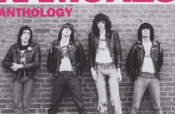 Commando歌词 歌手Ramones-专辑Hey! Ho! Let's Go : The Anthology-单曲《Commando》LRC歌词下载