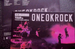 Karasu (Live TOUR in YOKOHAMA ARENA)歌词 歌手ONE OK ROCK-专辑Zankyou Reference Tour-单曲《Karasu (Live TOUR in YOKOHAMA ARENA)》LRC歌词下载