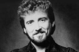 'Til a Tear Becomes a Rose歌词 歌手Lorrie MorganKeith Whitley-专辑The Essential Keith Whitley-单曲《'Til a Tear Becomes a Rose》