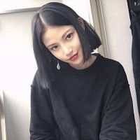 韩系女生头像短发