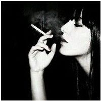 爱抽烟的女孩是个好女孩