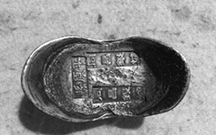 中国历史故事：古代金子、银子为什么要做成元宝状？这样不麻烦吗？